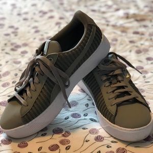 PUMA sneakers
